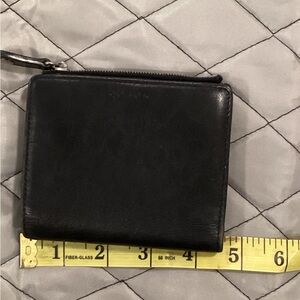 VTG Coach  Black Leather Bi Fold  Embossed Logo unisex